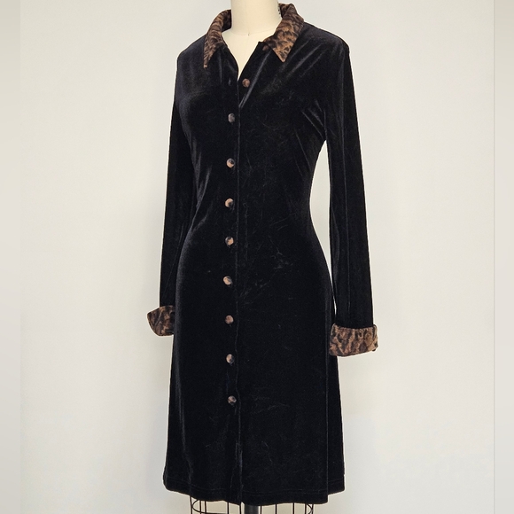 90s Leopard Accent Button-down - Picture 5 of 12